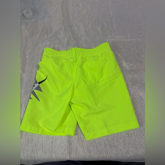 NIKE Neon Green Yellow Gradient Board Shorts Swim Trunks size 4-5 small - Picture 7 of 8